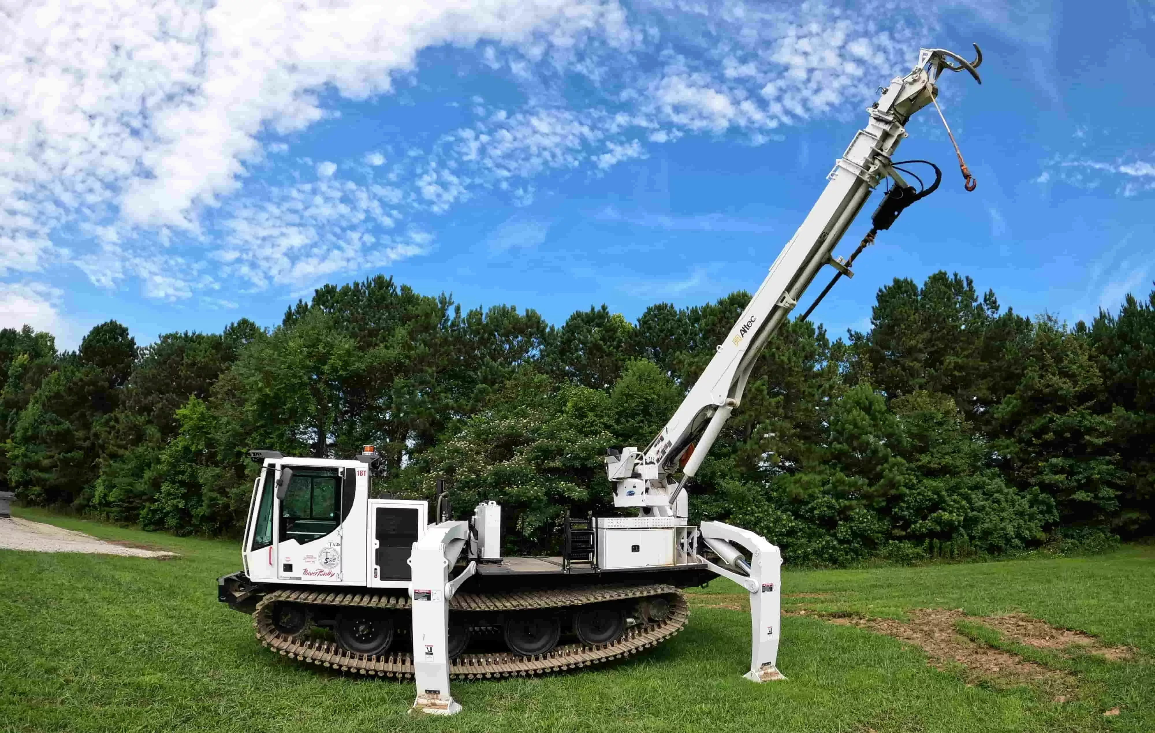 PowerBully track carrier with Altec DT80 attachment